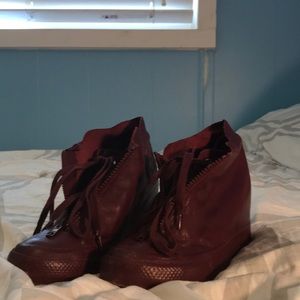 leather wedge converse shoes